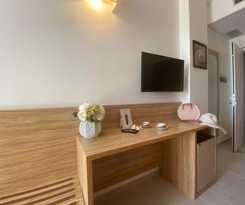  La Rustica Hotel