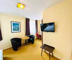  Hotel 194