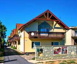Hotel PENZI&Oacute;N QUATRO II 250m od k&uacute;paliska