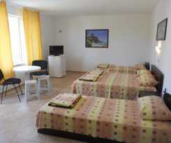 Hotel \