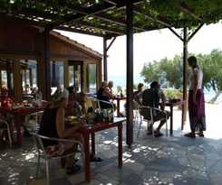  Alexander Beach Hotel