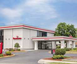 Hotel HomeTowne Studios by Red Roof Painted Post