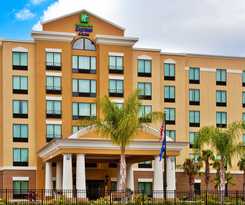 Holiday Inn Express & Suites Orlando - International Drive