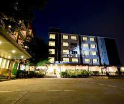 Sinsuvarn Airport Suite