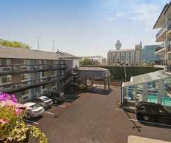 Super 8 By Wyndham Niagara Falls By The Falls