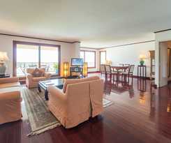 Saigon Domaine Luxury Residences