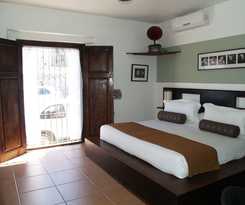 Los Agaves Hotel