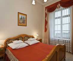 Saski Krakow, Curio Collection by Hilton