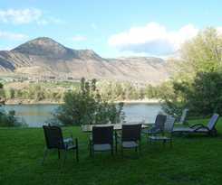 Hotel Riverland Inn and Suites