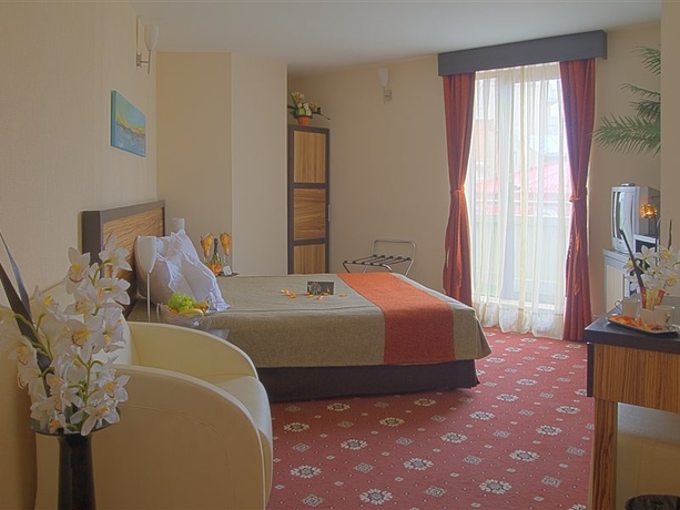 Duke Armeneasca Hotel