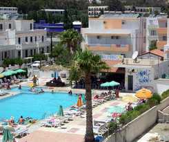 Aparthotel Peters Kool Pool Apartments and Studios
