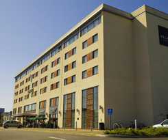 Hotel Village Swansea