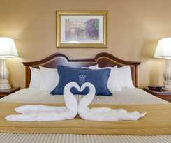 Hotel Monte Carlo Inn Vaughan Suites