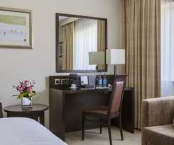 Doubletree By Hilton London Heathrow Airport