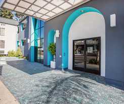 Hotel Quality Inn Near Hollywood Walk Of Fame