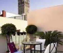 Life Apartments Giralda Suites
