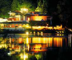 Hotel Brindos, Lac and Château