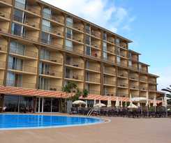 Hotel The Views Oasis - Family Friendly