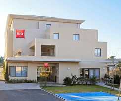 Hotel IBIS CANNES MOUANS SARTOUX