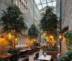 De Vere Tortworth Court