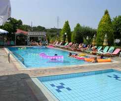 Apartamentos Nikolas Villas Apartments