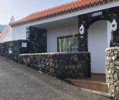 Hotel CASITAS MAURA