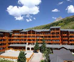 Hotel Pierre and Vacances Résidence Premium Les Crêts