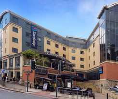 Travelodge Leeds Central
