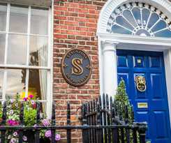 Stauntons On The Green