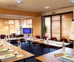 KYRIAD HONFLEUR - La Riviere Saint Sauveur