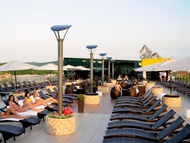 Business Hotel Conference Center & Spa