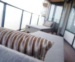 Leonardo IJmuiden Seaport Beach