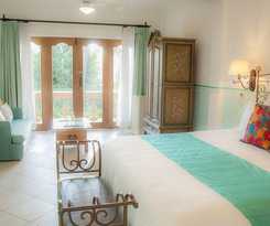 El Encanto Inn and Suites
