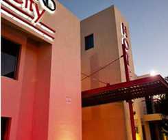 Hotel Grand City - Near Market 28