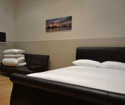 Hyde Park Apartments