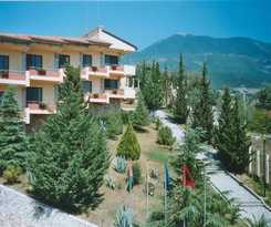 Hotel Chateau Linza Resort