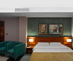 Nov Hotel