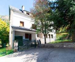 Apartamentos Escarrilla 3000