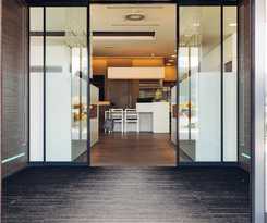 Hotel Harry’s Home  and Apartments