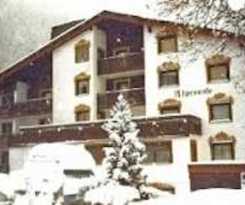 Hotel HOTEL ALP-LARAIN