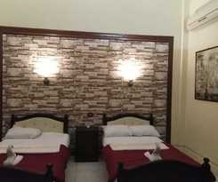 New Palace Hotel