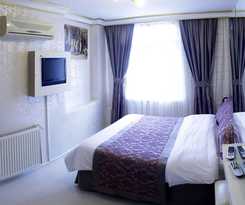 Oceans 7 Hotel
