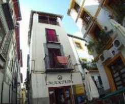 Maktub Hostal