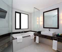 Hotel Cendeluxe - Managed By H and K Hospitality