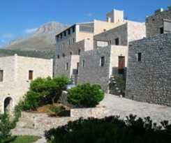 Hotel Limeni Village