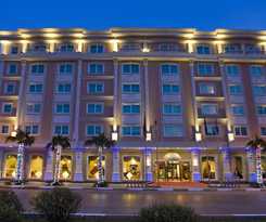 Hotel Latanya Palm and Spa
