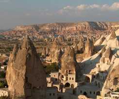  Arif Cave Hotel