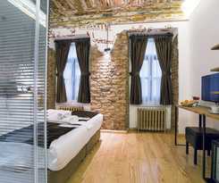 Apartamentos Mavikonak