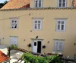 Miletic II Apartments