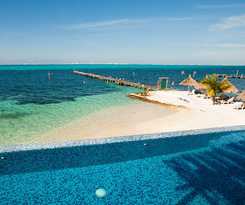 Maria's Kan Kin With Private Beach